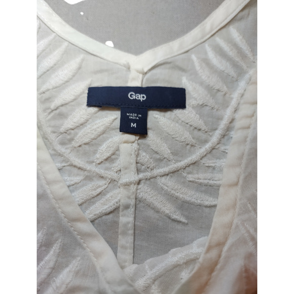 Gap Womens Boho Embroidered Poncho Top V-Neck Oversized Pullover White Medium - Picture 9 of 11